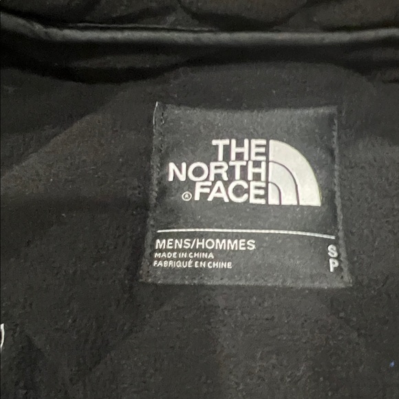 The North Face Men's Dark Quilted Vest Small - Picture 3 of 6